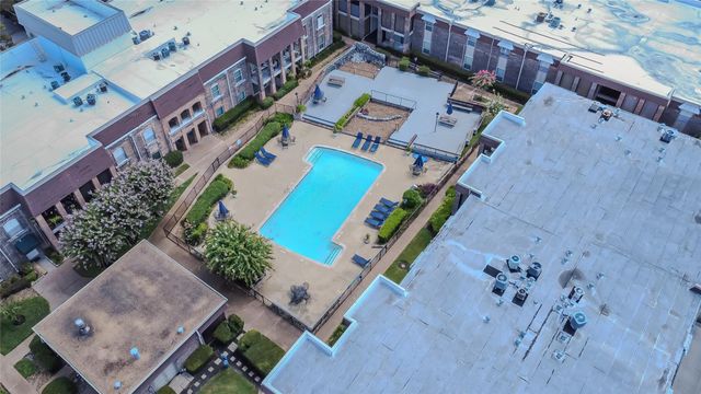 7575 Katy Freeway 103, Houston, TX 77024