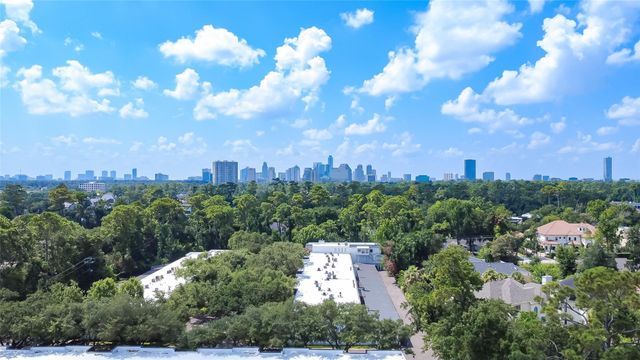 7575 Katy Freeway 103, Houston, TX 77024