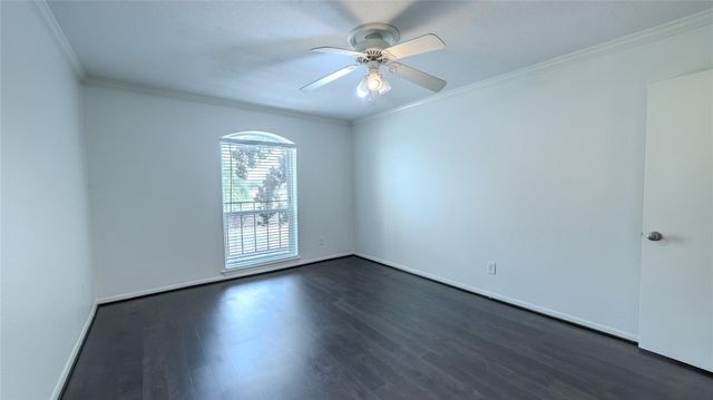 7575 Katy Freeway 103, Houston, TX 77024