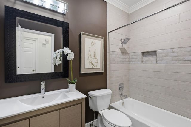 9 Hillway DR, Round Rock, TX 78664
