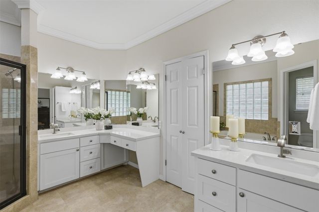 9 Hillway DR, Round Rock, TX 78664