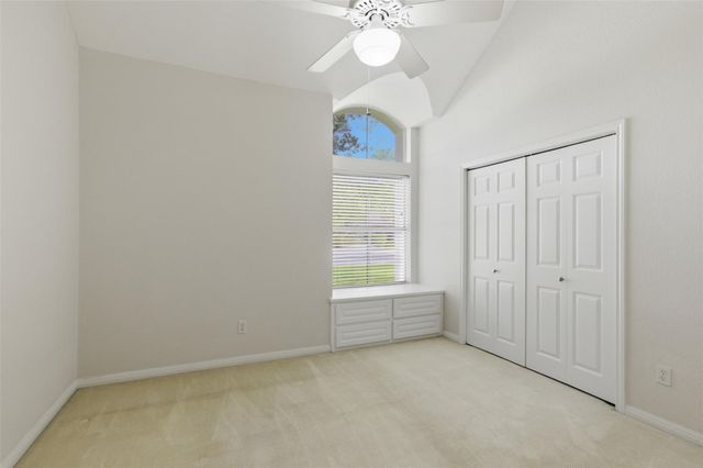9 Hillway DR, Round Rock, TX 78664