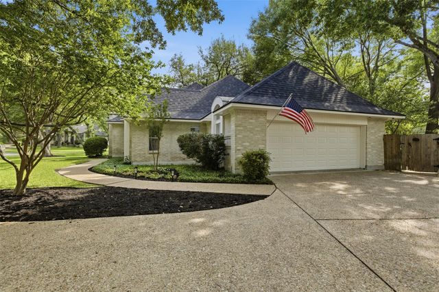 9 Hillway DR, Round Rock, TX 78664