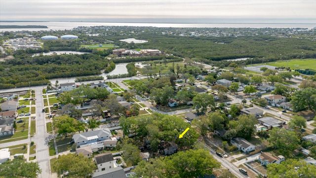 765 60TH AVENUE NE, St Petersburg, FL 33703