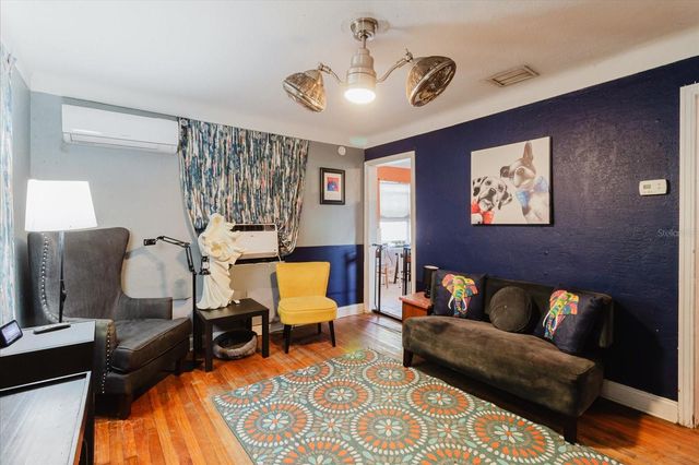 765 60TH AVENUE NE, St Petersburg, FL 33703