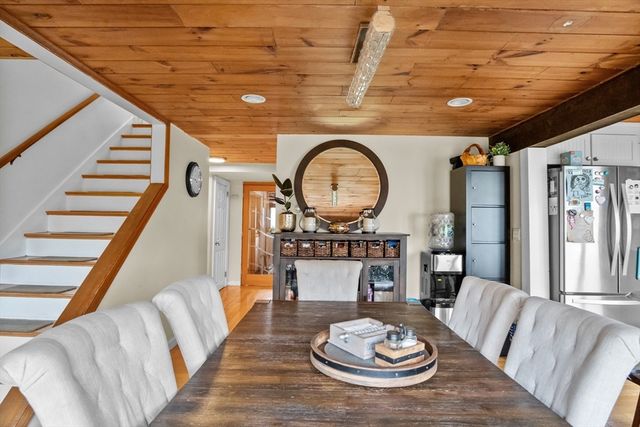 628 Broadway - Aka 628 Ward Ter, Lynnfield, MA 01940