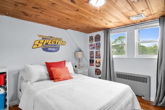 628 Broadway - Aka 628 Ward Ter, Lynnfield, MA 01940