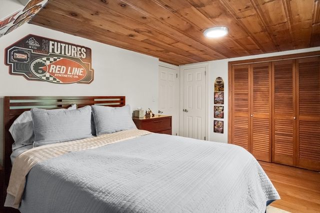 628 Broadway - Aka 628 Ward Ter, Lynnfield, MA 01940