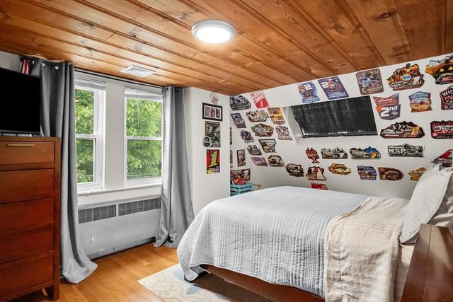 628 Broadway - Aka 628 Ward Ter, Lynnfield, MA 01940