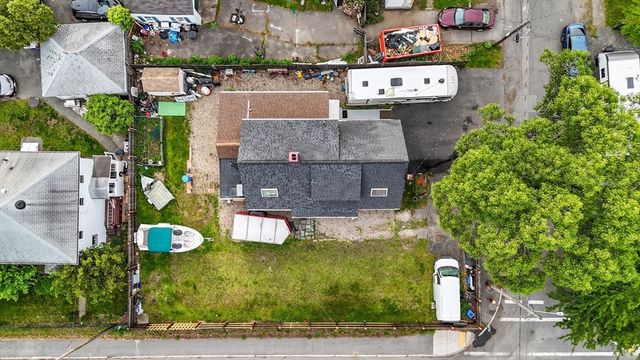 628 Broadway - Aka 628 Ward Ter, Lynnfield, MA 01940