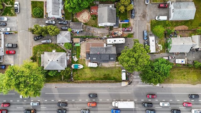 628 Broadway - Aka 628 Ward Ter, Lynnfield, MA 01940