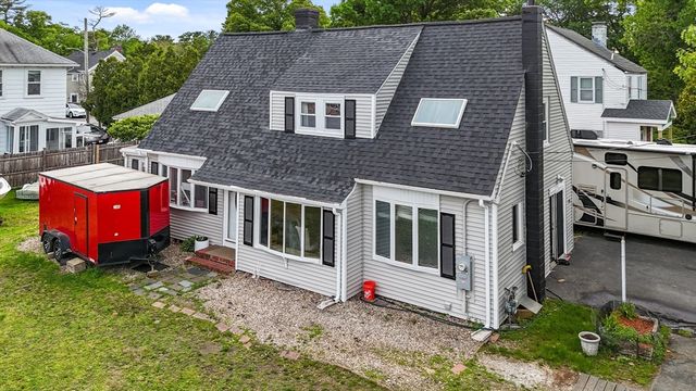 628 Broadway - Aka 628 Ward Ter, Lynnfield, MA 01940