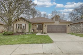 38895 Ridgeview Circle 58, Clinton Township, MI 48036