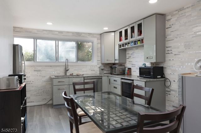 661 Leone St, Woodbridge Twp., NJ 07095