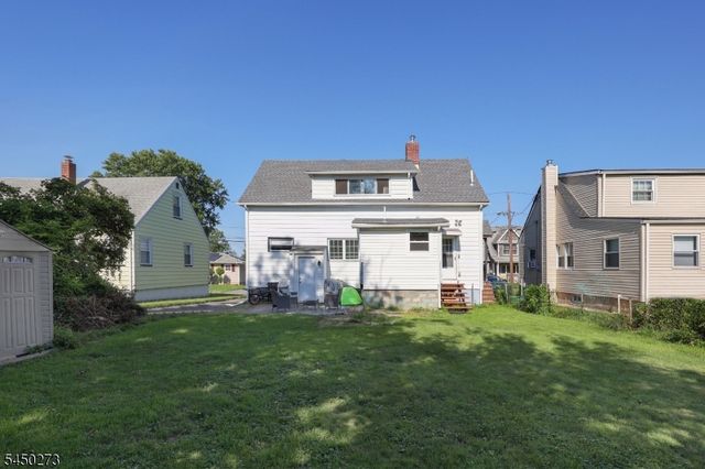 661 Leone St, Woodbridge Twp., NJ 07095