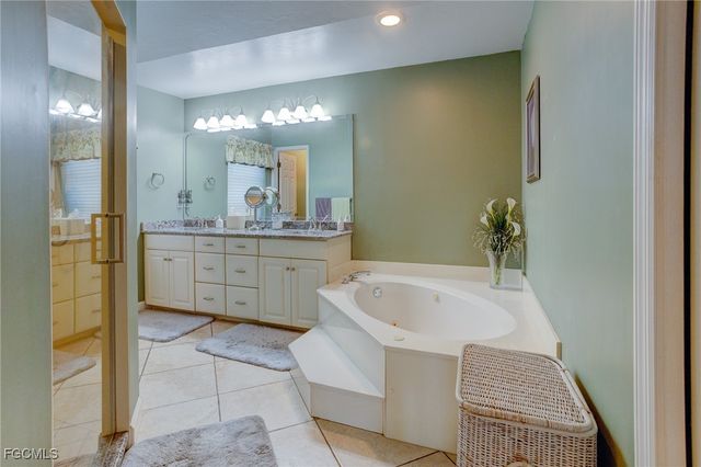 7584 Eagles Flight LN, Fort Myers, FL 33912