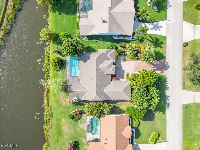 7584 Eagles Flight LN, Fort Myers, FL 33912