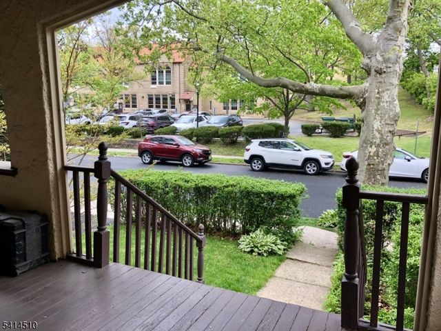 193 Hillside Ave 3, Glen Ridge Boro Twp., NJ 07028