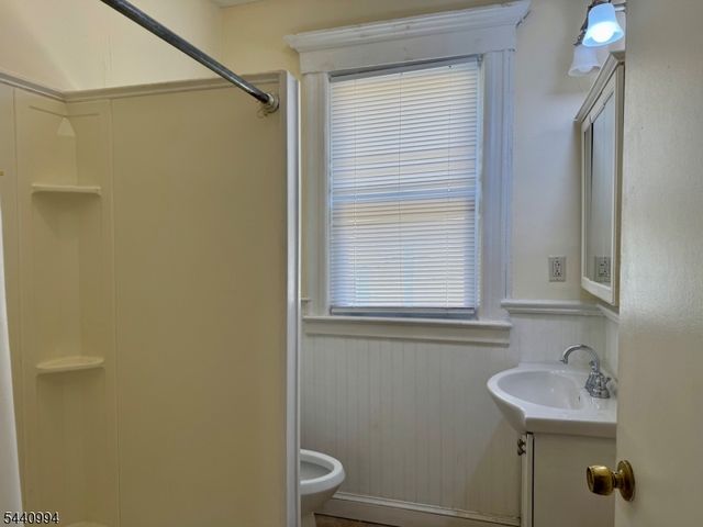 193 Hillside Ave 3, Glen Ridge Boro Twp., NJ 07028