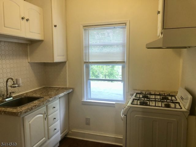 193 Hillside Ave 3, Glen Ridge Boro Twp., NJ 07028