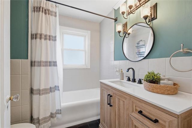 309 E 69th Street, Kansas City, MO 64113