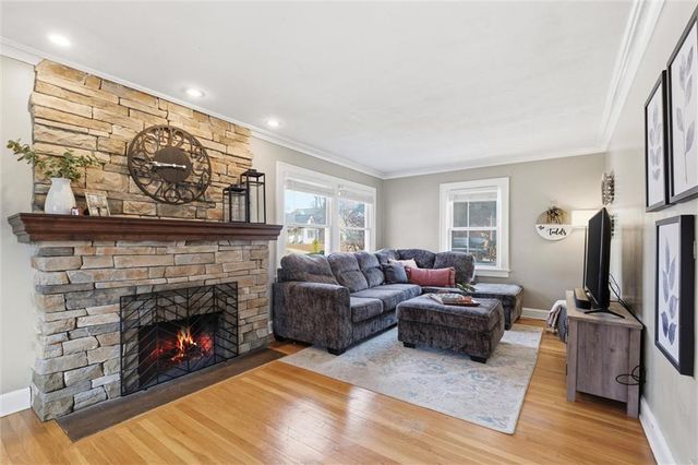 309 E 69th Street, Kansas City, MO 64113