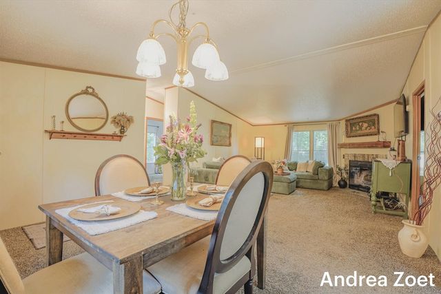 1705 Archwood Drive, Wayland, MI 49348