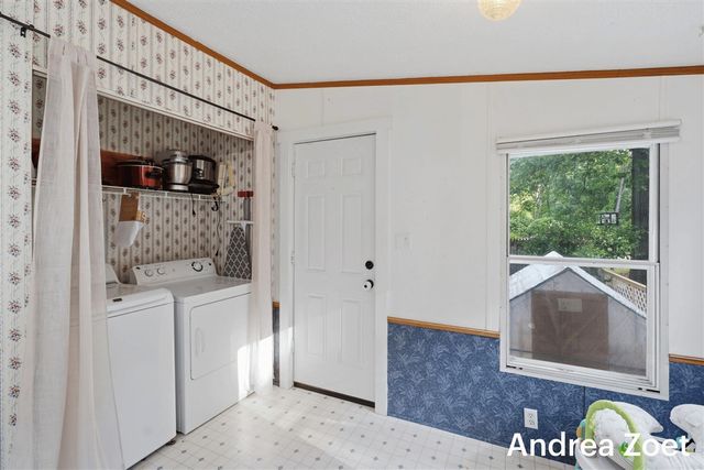 1705 Archwood Drive, Wayland, MI 49348
