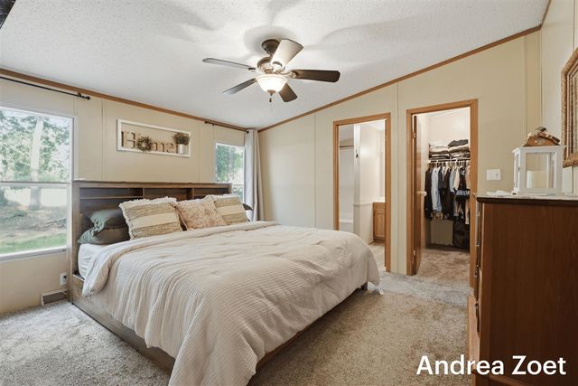 1705 Archwood Drive, Wayland, MI 49348