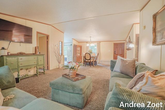 1705 Archwood Drive, Wayland, MI 49348