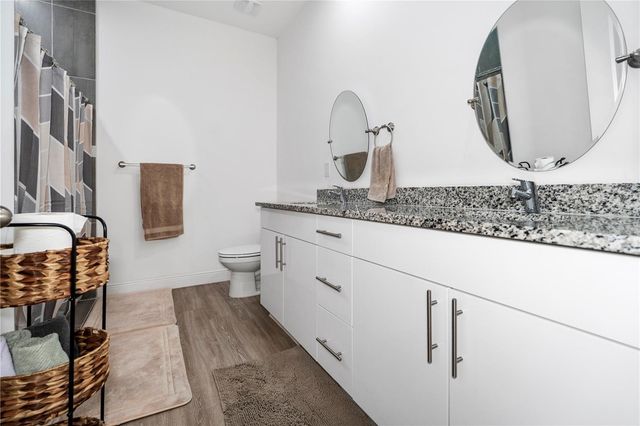 8031 SANDY CIR, Labelle, FL 33935