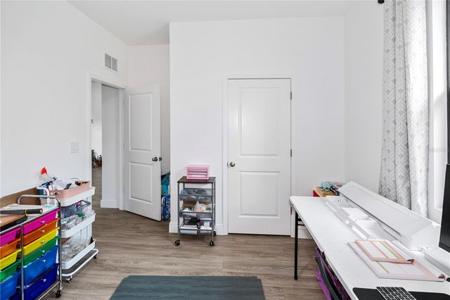 8031 SANDY CIR, Labelle, FL 33935