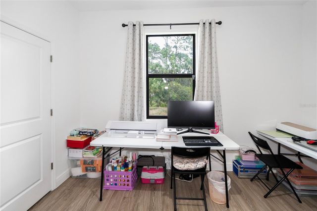 8031 SANDY CIR, Labelle, FL 33935