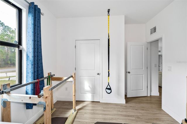 8031 SANDY CIR, Labelle, FL 33935