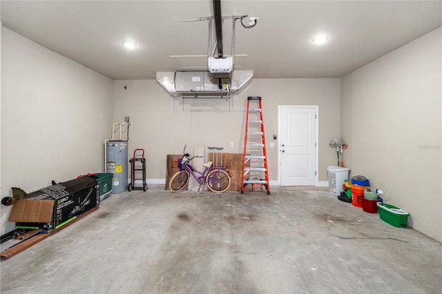 8031 SANDY CIR, Labelle, FL 33935