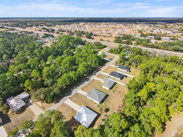 8031 SANDY CIR, Labelle, FL 33935