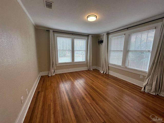 119 N J St, Pensacola, FL 32502