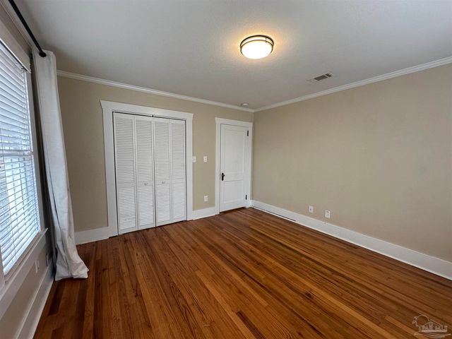 119 N J St, Pensacola, FL 32502