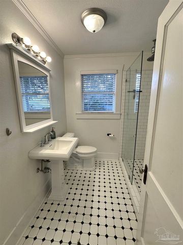 119 N J St, Pensacola, FL 32502