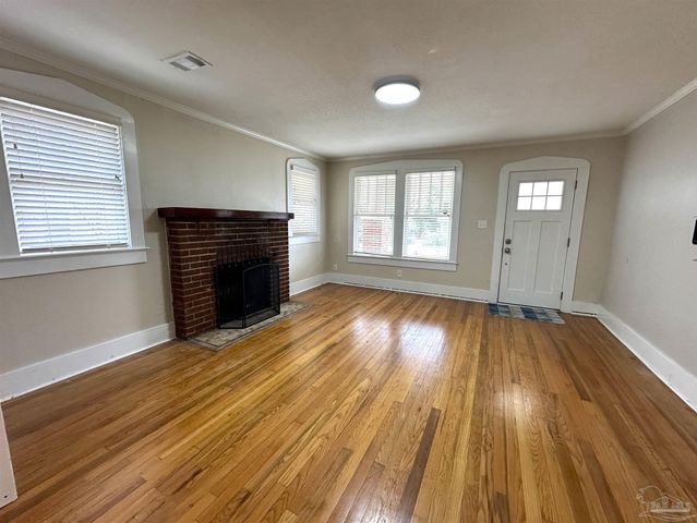 119 N J St, Pensacola, FL 32502