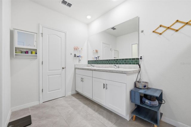 1777 WALNUT CREEK DRIVE, Kissimmee, FL 34744