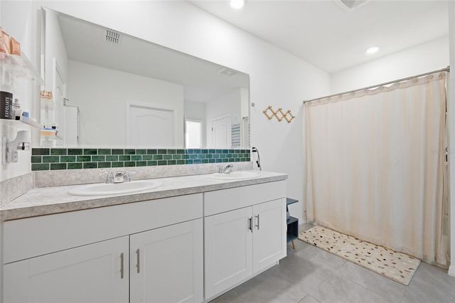 1777 WALNUT CREEK DRIVE, Kissimmee, FL 34744