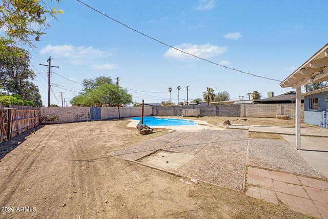 1624 N REVERE Street, Mesa, AZ 85201