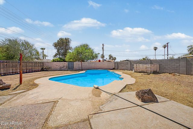 1624 N REVERE Street, Mesa, AZ 85201