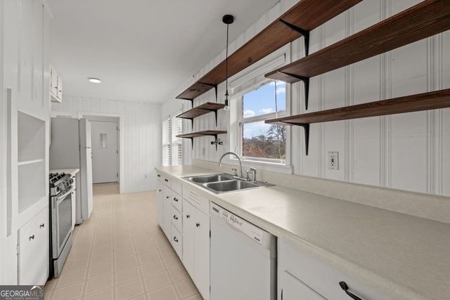 21984 Main Street, Ranburne, AL 36273