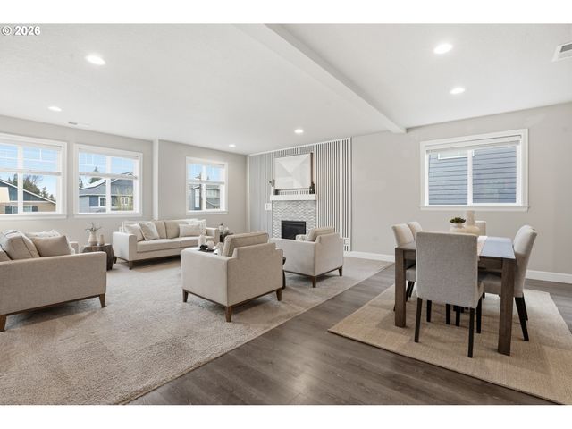 15557 Sw WREN Ln, Beaverton, OR 97007