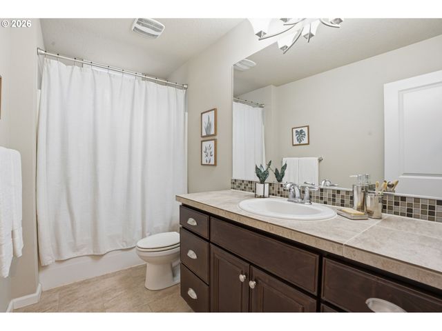 15557 Sw WREN Ln, Beaverton, OR 97007