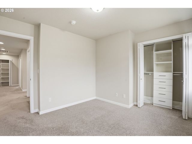 15557 Sw WREN Ln, Beaverton, OR 97007