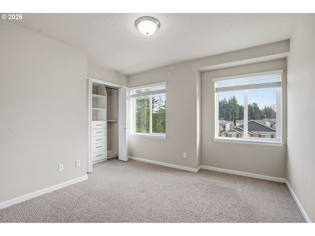 15557 Sw WREN Ln, Beaverton, OR 97007