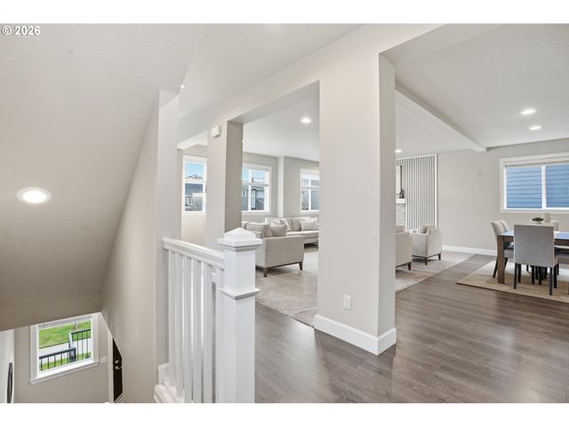 15557 Sw WREN Ln, Beaverton, OR 97007